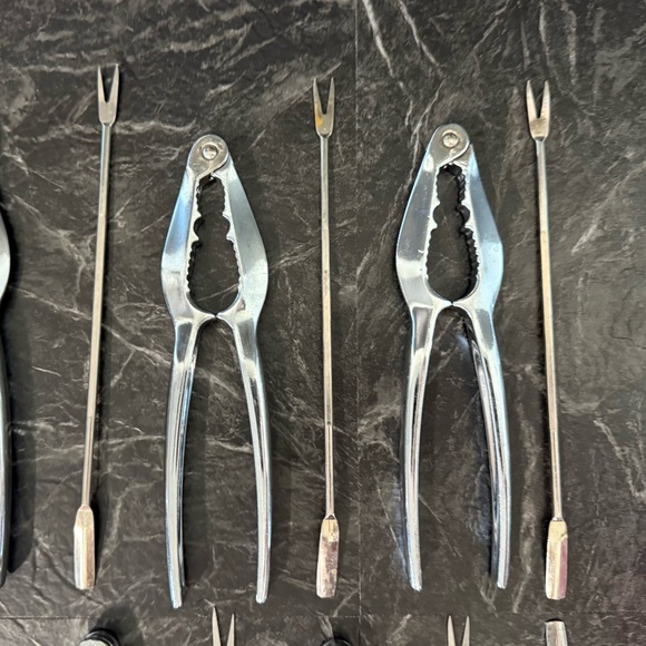 Seafood Tools Lobster/Crab Openers and Forks - Picture 11 of 12